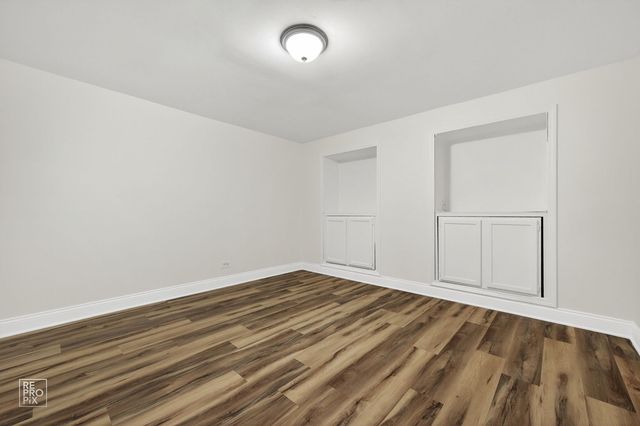 1543 Apple Grove Lane, Westmont, IL 60559