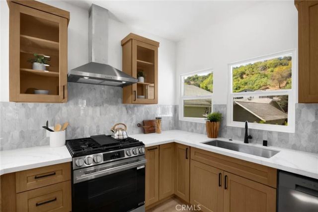 724 Solano, Los Angeles, CA 90012