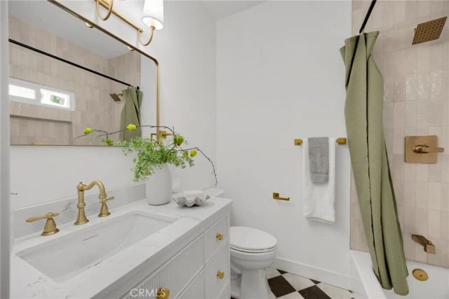 724 Solano, Los Angeles, CA 90012