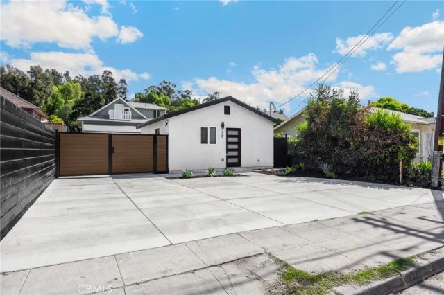 724 Solano, Los Angeles, CA 90012