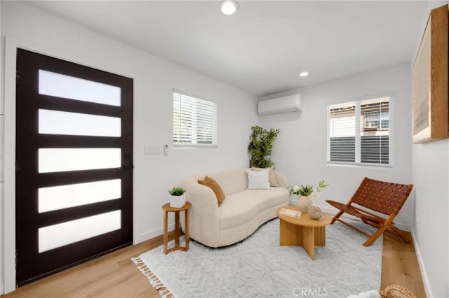 724 Solano, Los Angeles, CA 90012