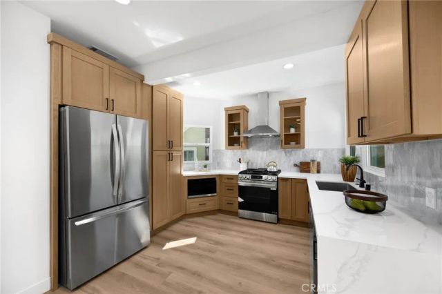 724 Solano, Los Angeles, CA 90012