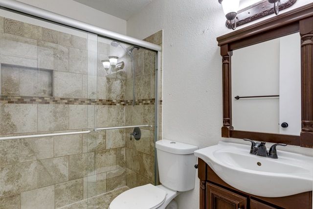 1462 Bay Shore Drive, Garland, TX 75040