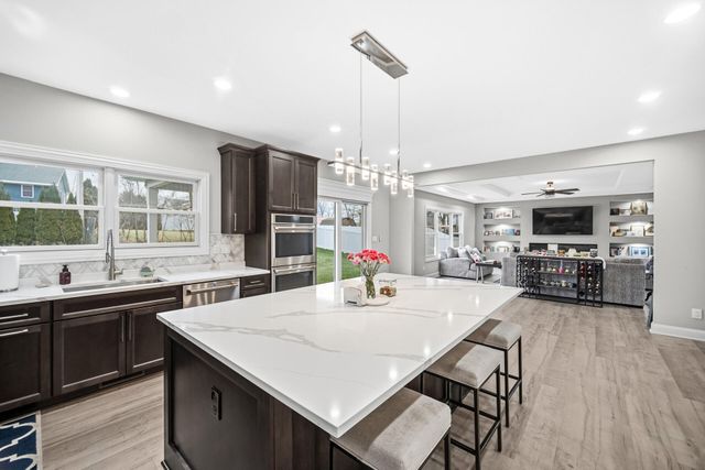 4900 Princess Drive, Valparaiso, IN 46383