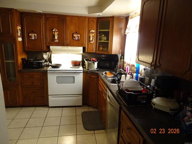 1608 Green Meadow Drive, Little Rock, AR 72204