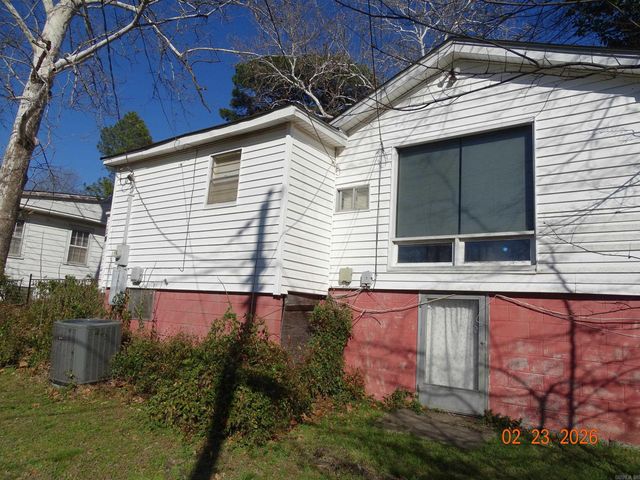 1608 Green Meadow Drive, Little Rock, AR 72204