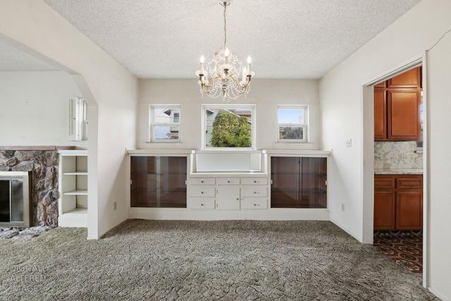 1301 36th St, Sacramento, CA 95816