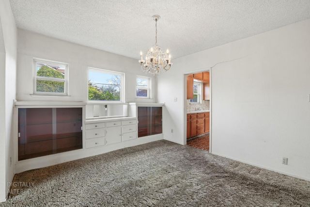 1301 36th St, Sacramento, CA 95816