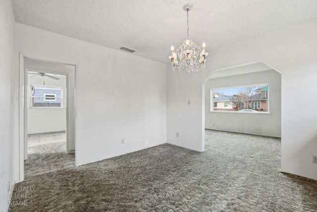 1301 36th St, Sacramento, CA 95816