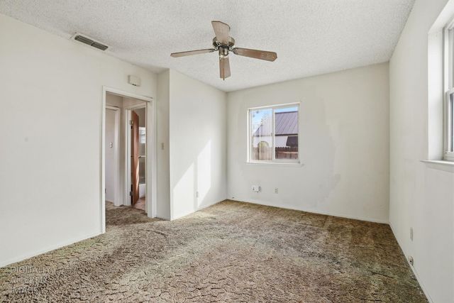 1301 36th St, Sacramento, CA 95816