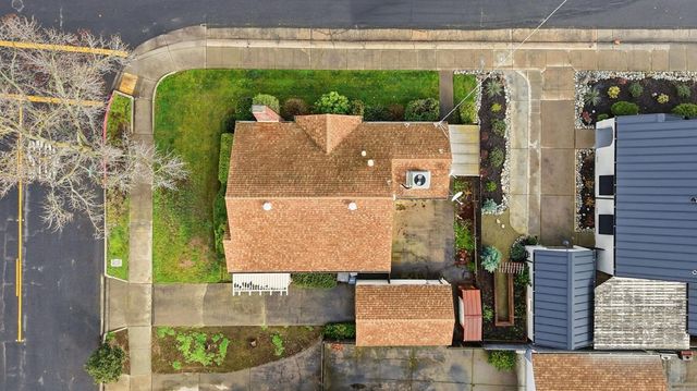 1301 36th St, Sacramento, CA 95816