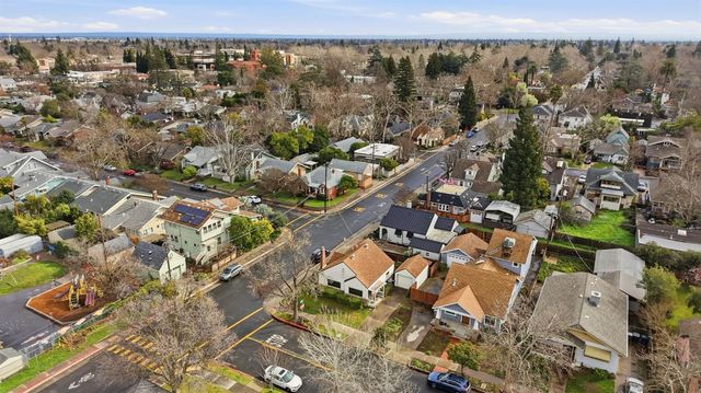 1301 36th St, Sacramento, CA 95816