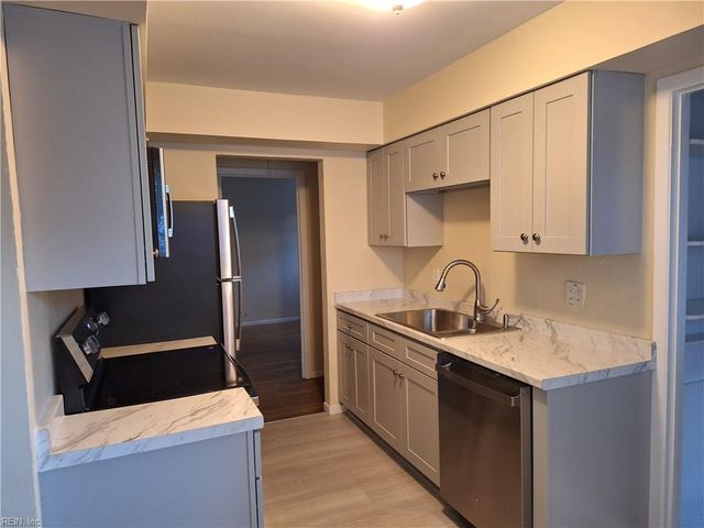 4733 Adler AVE, Virginia Beach, VA 23462