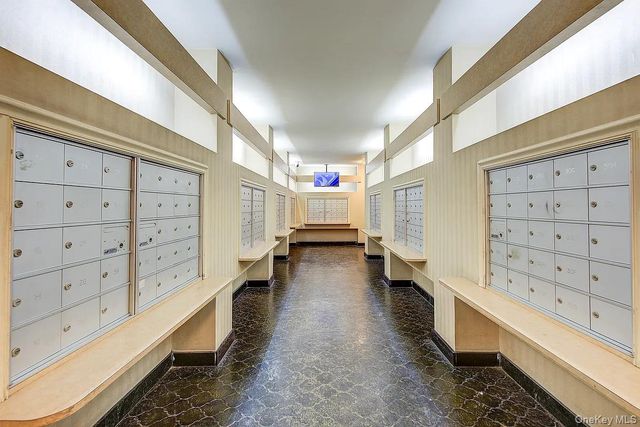 102-10 66th Road 7F, Forest Hills, NY 11375