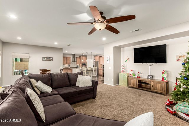 10752 W DESERT ELM Lane, Peoria, AZ 85383