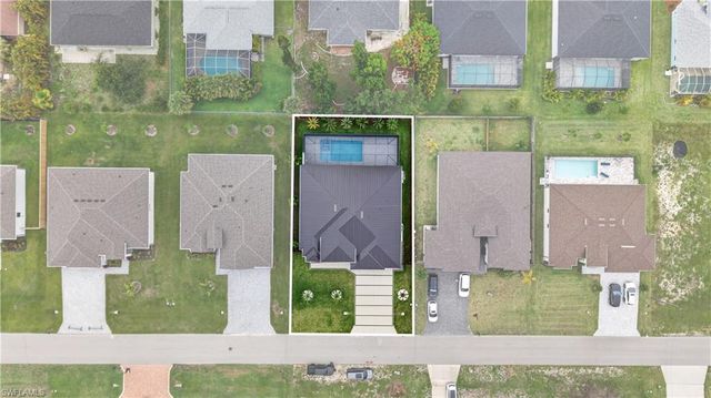 3606 SW 3rd ST, Cape Coral, FL 33991