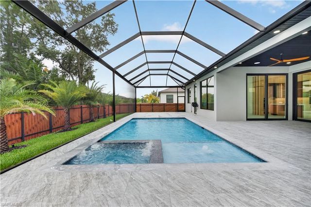 3606 SW 3rd ST, Cape Coral, FL 33991