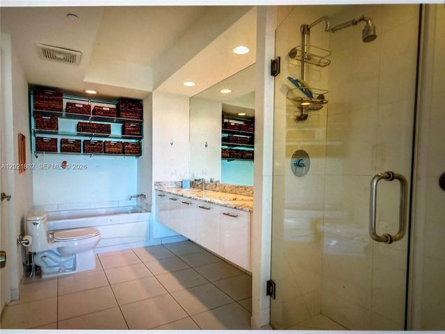 500 Brickell Ave 1600, Miami, FL 33131