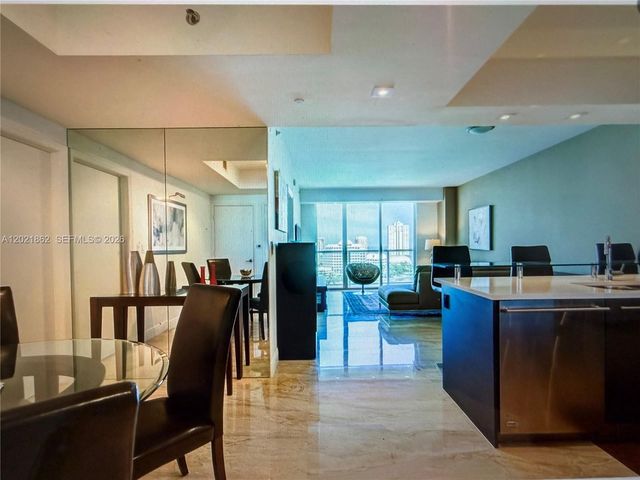 500 Brickell Ave 1600, Miami, FL 33131