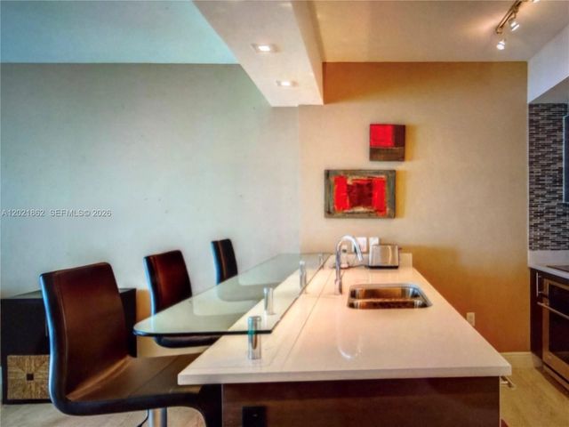 500 Brickell Ave 1600, Miami, FL 33131