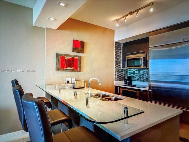 500 Brickell Ave 1600, Miami, FL 33131