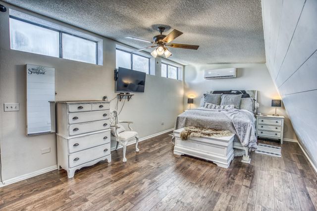 2830 Spanish Oaks Drive, Brenham, TX 77833