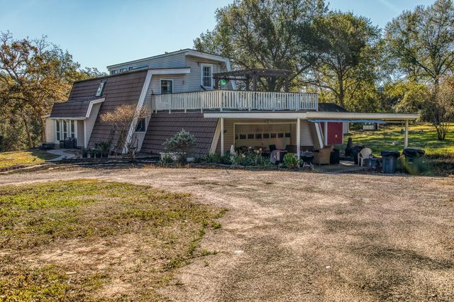 2830 Spanish Oaks Drive, Brenham, TX 77833