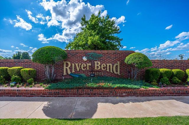 6812 Rivergate Lane, Oklahoma City, OK 73132