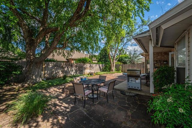 6812 Rivergate Lane, Oklahoma City, OK 73132