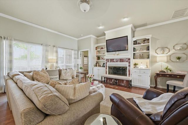 6812 Rivergate Lane, Oklahoma City, OK 73132