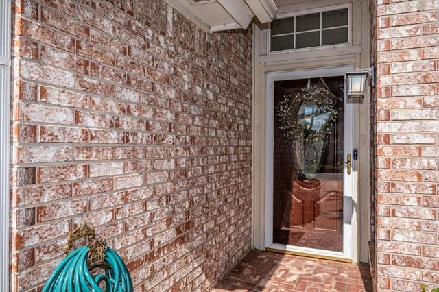 6812 Rivergate Lane, Oklahoma City, OK 73132