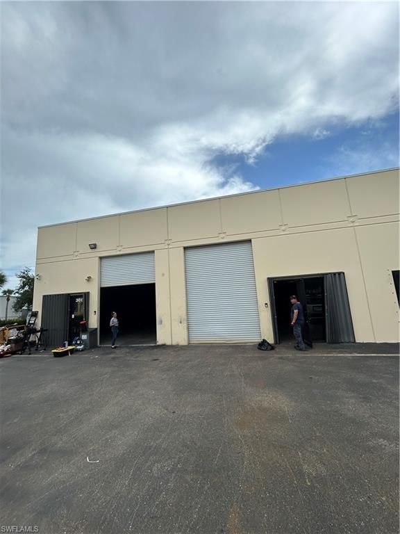 17030 Alico Commerce CT 301, FORT MYERS, FL 33967 — exterior