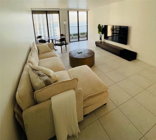 555 NE 15th Street 24D, Miami, FL 33132