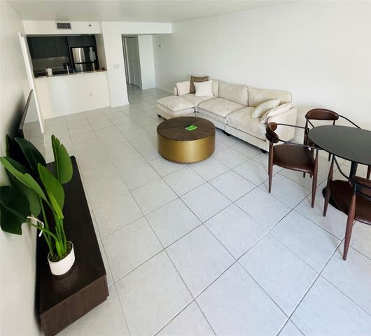 555 NE 15th Street 24D, Miami, FL 33132