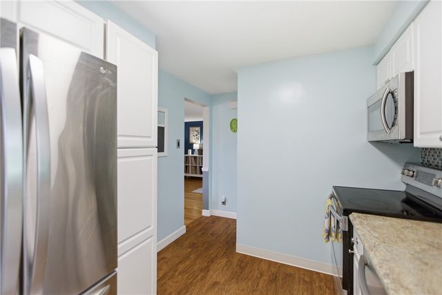 4143 Highgrove Rd, Whitehall, PA 15236