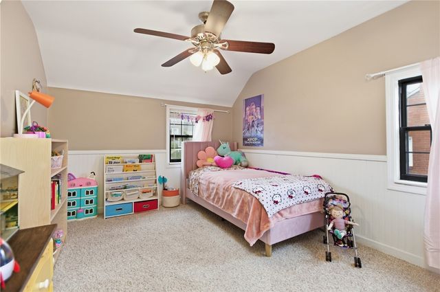 4143 Highgrove Rd, Whitehall, PA 15236