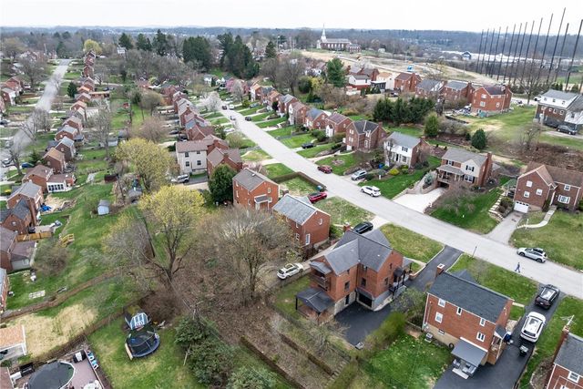 4143 Highgrove Rd, Whitehall, PA 15236