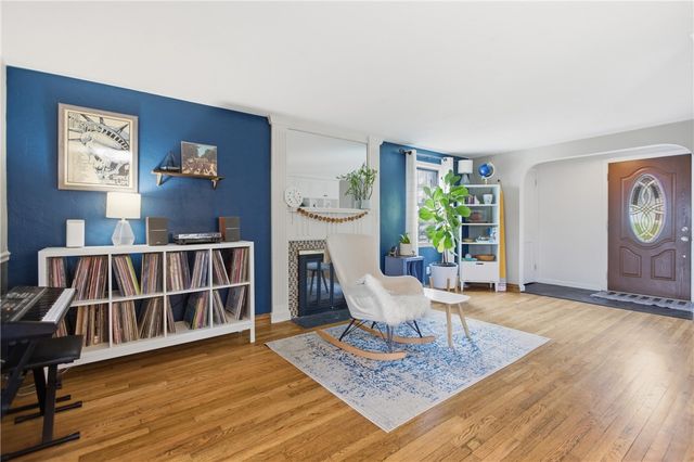 4143 Highgrove Rd, Whitehall, PA 15236