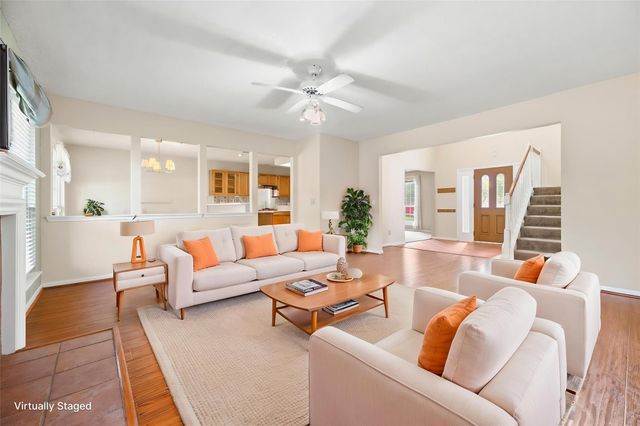 9922 W Cedaredge Drive, Houston, TX 77064
