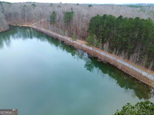 1722 Luther Bailey Road, Senoia, GA 30276