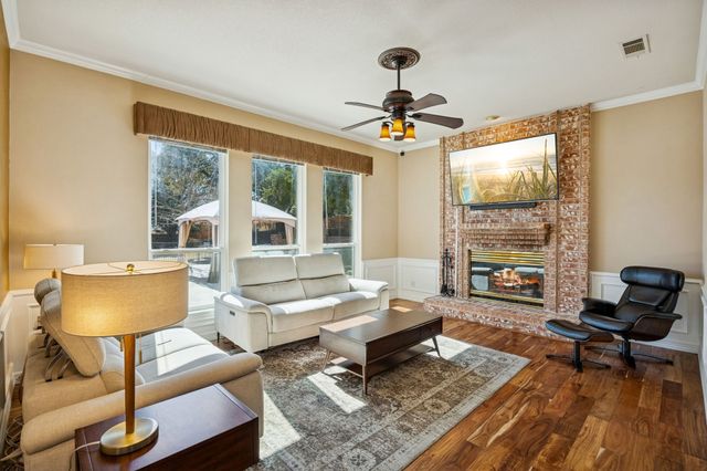 5207 Leesburg Court, Arlington, TX 76017