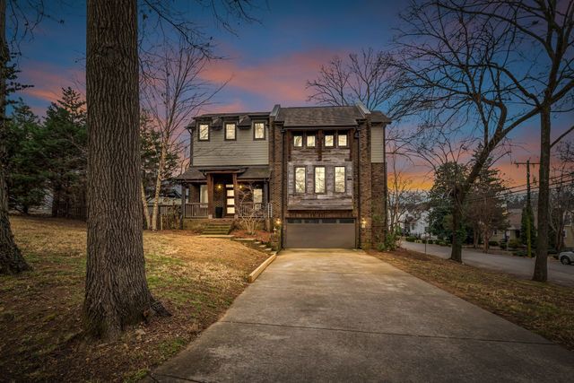921 Hillview Hts, Nashville, TN 37204