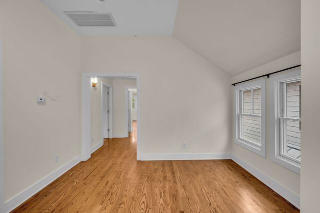 921 Hillview Hts, Nashville, TN 37204