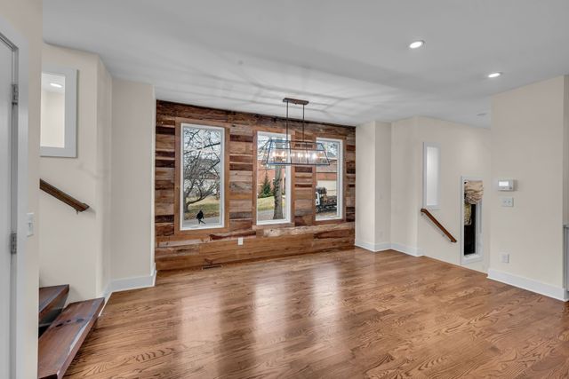 921 Hillview Hts, Nashville, TN 37204