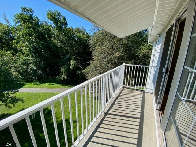 177 Rachel Ct, Franklin Twp., NJ 08823