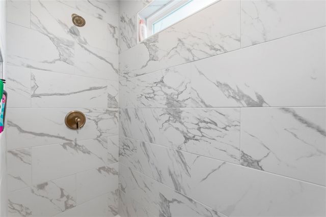 280 County Road 443, Dayton, TX 77535