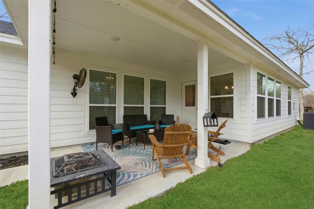 280 County Road 443, Dayton, TX 77535