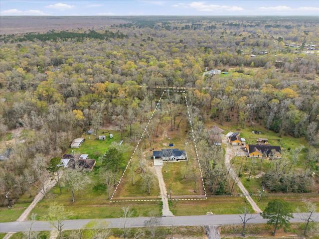 280 County Road 443, Dayton, TX 77535