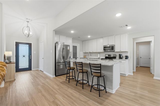 280 County Road 443, Dayton, TX 77535