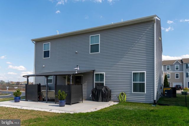 106 PERDIZ RD, Hedgesville, WV 25427